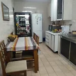 Quarto Em Casa Familiar Para Uma Pessoa